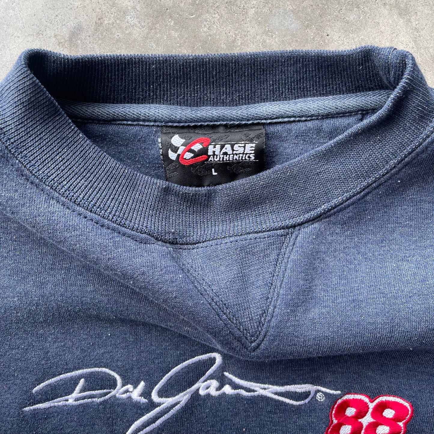 (XL) '99 Nascar Winston Cup Dale Jarrett Champion Embroidered Crewneck
