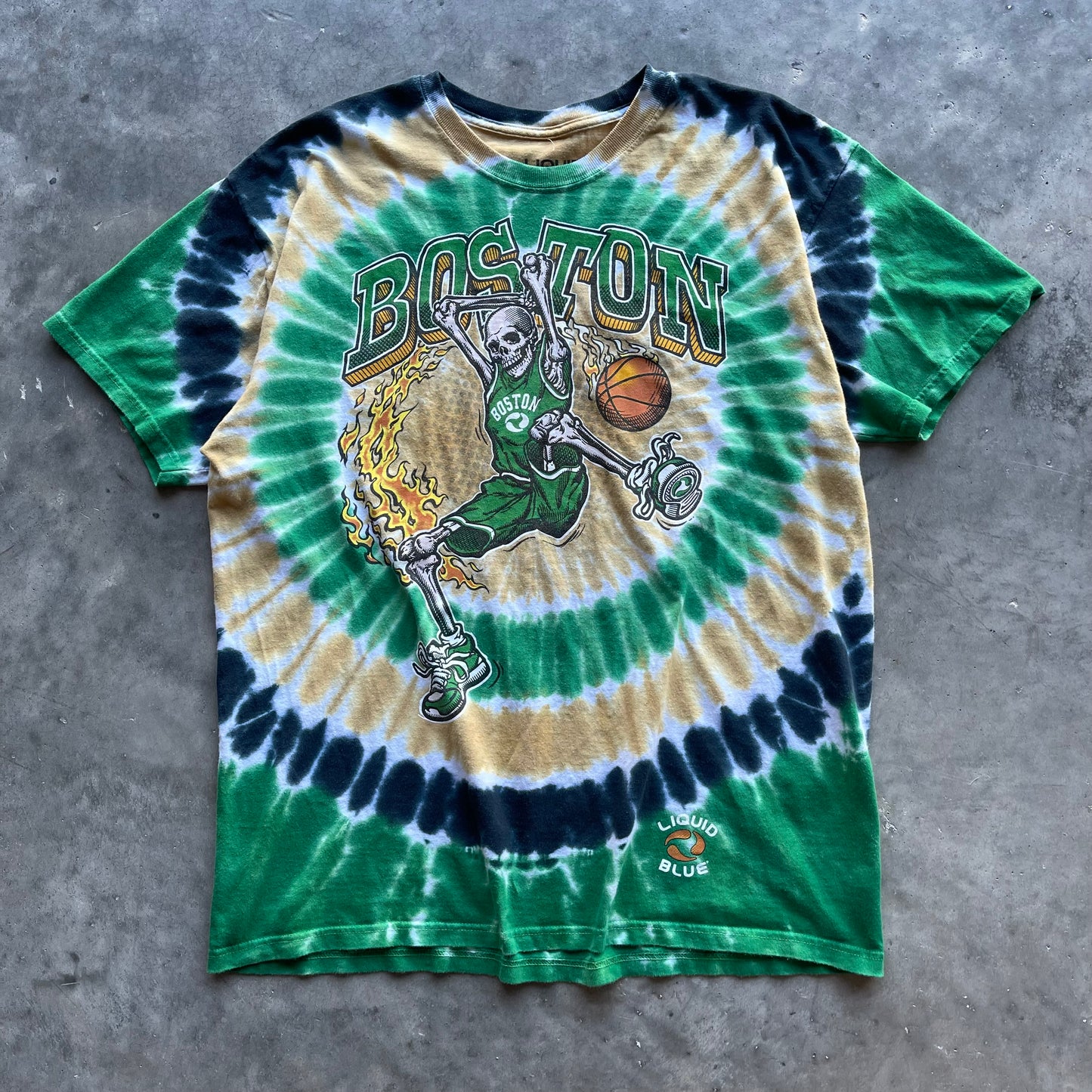 (L) 00s Liquid Blue Boston "Celtics" Tie Dye Basketball Graphic Tee