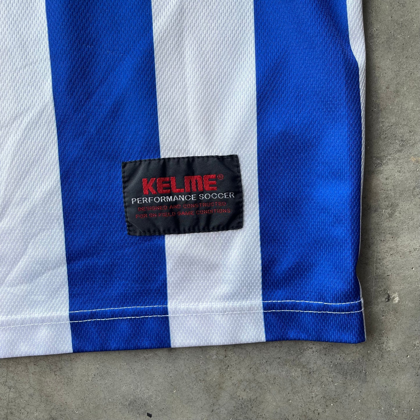 (M) Vintage Kelme White/Blue Soccer Jersey