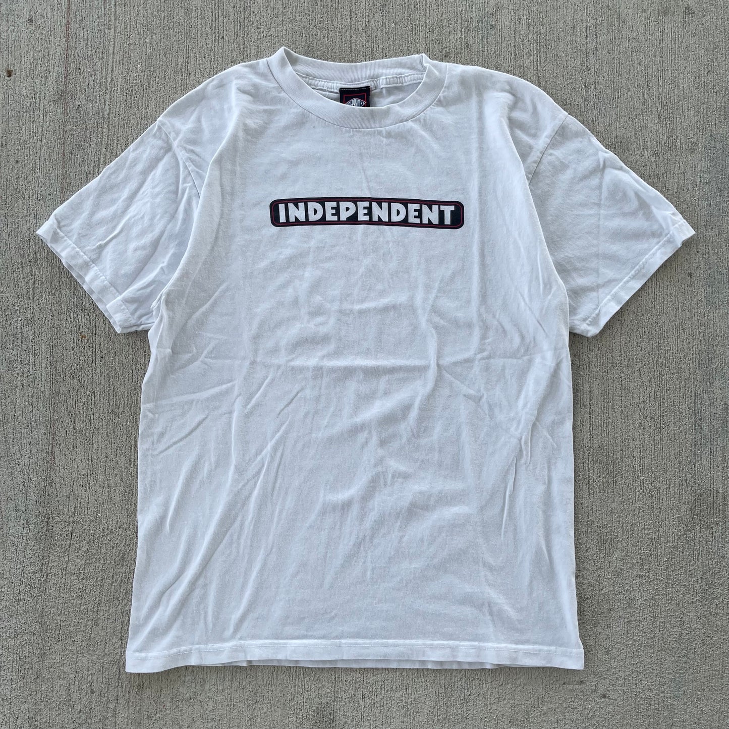 (S) 00s Independent White Spell-Out Tee