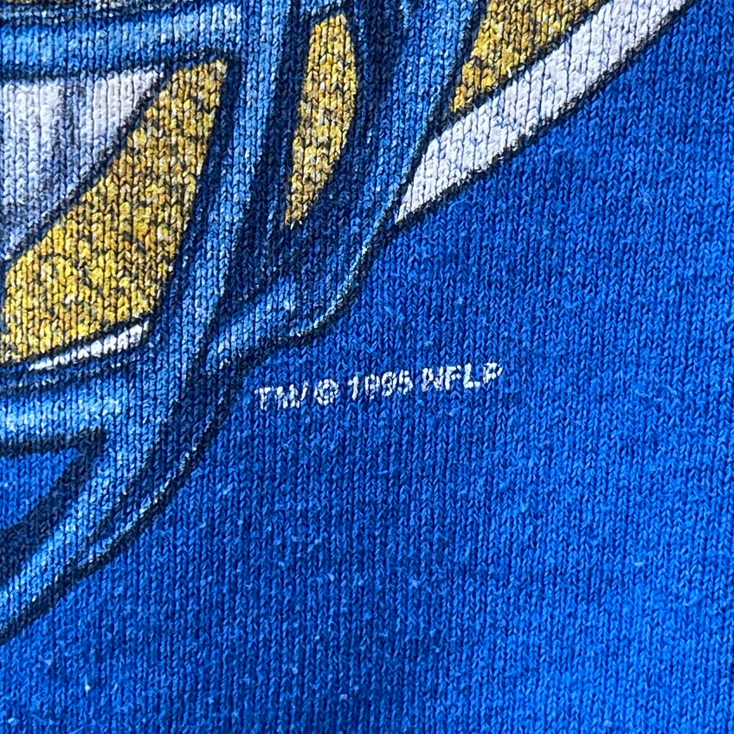 (XL) ‘95 St. Louis Rams NFL Graphic Helmet Crewneck