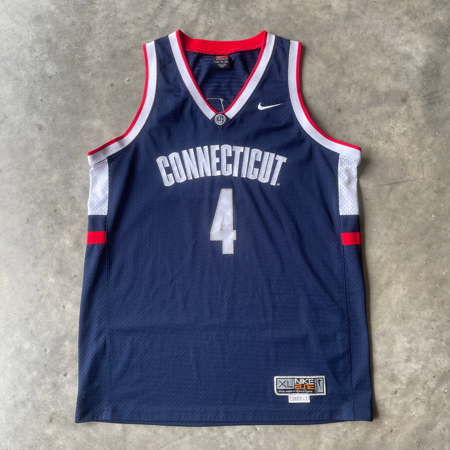 (XL) Vintage Nike University of Connecticut Huskies Basketball Jersey #4