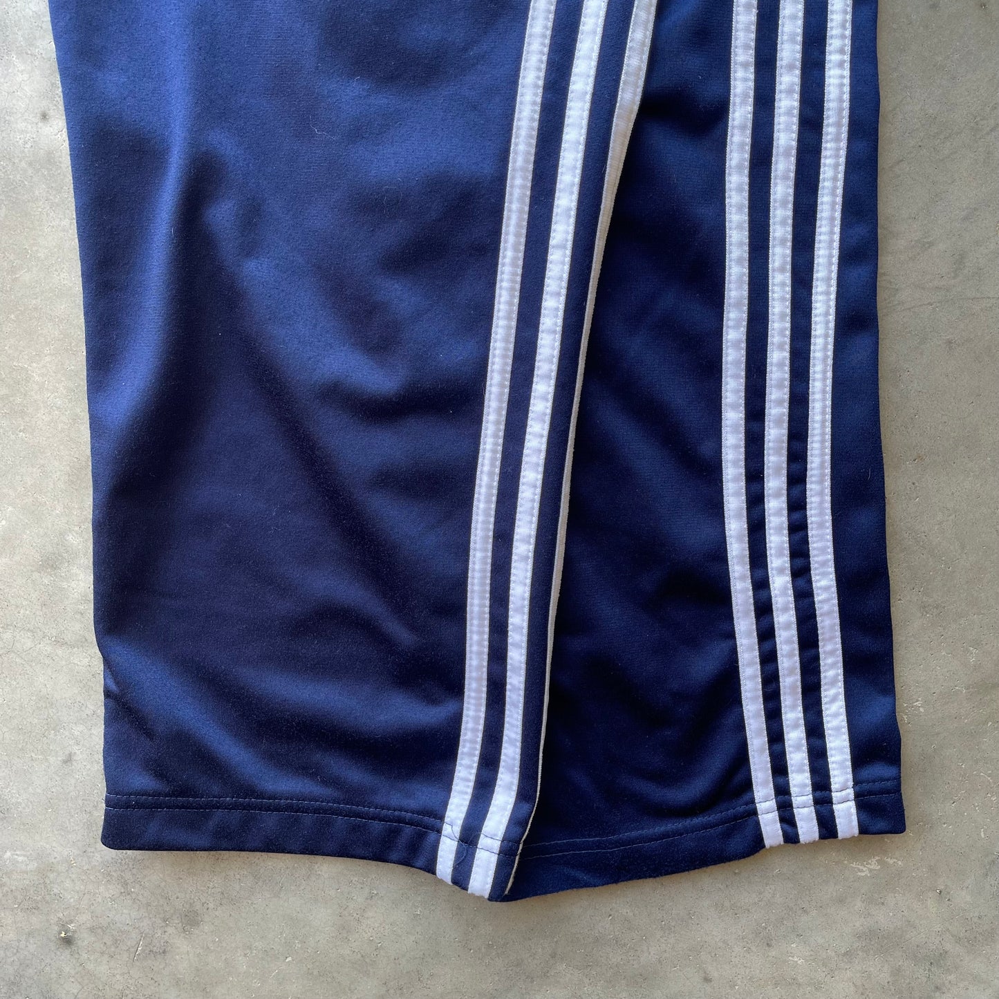 (M) 90s Adidas Navy Straight Leg Silk Polyester Track Pants
