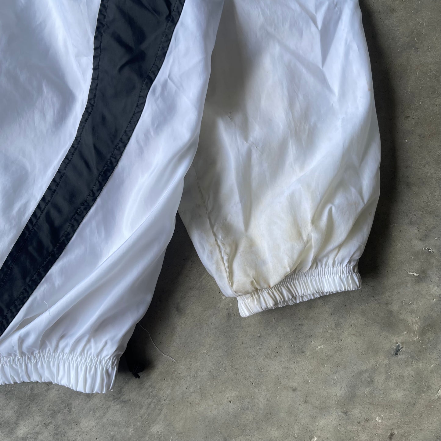 (M) 90s Nike Center Swoosh Windbreaker Jacket