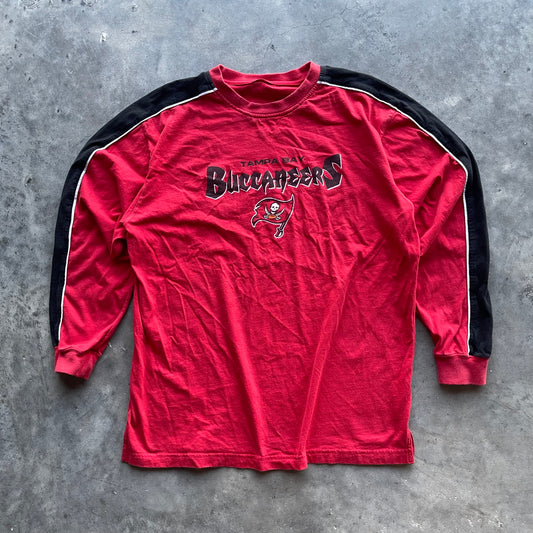 (L) 00s Tampa Bay Buccaneers Long Sleeve Tee