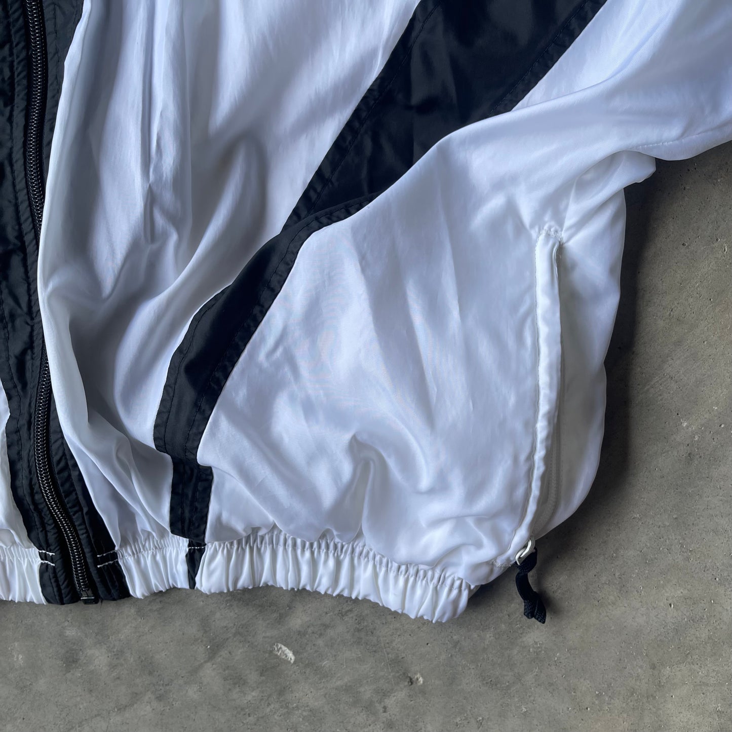 (M) 90s Nike Center Swoosh Windbreaker Jacket