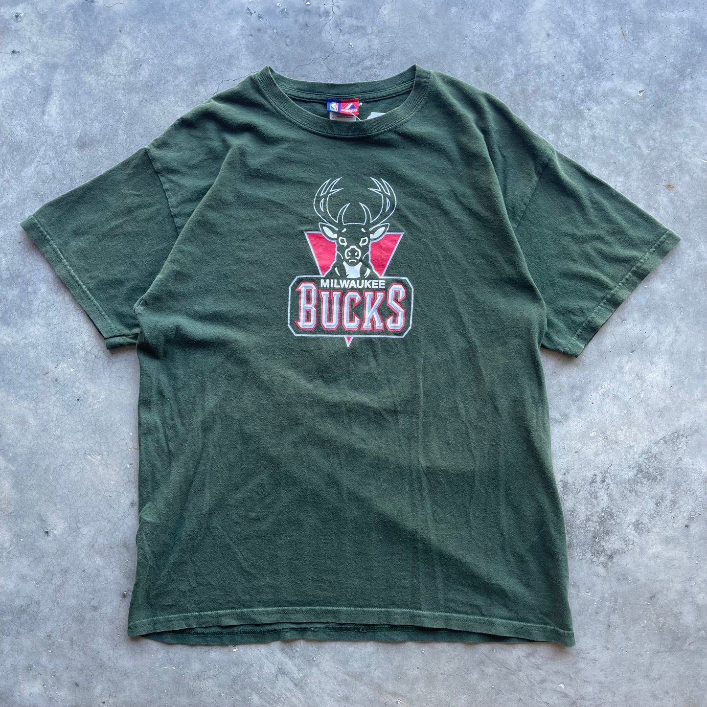 (M) Vintage Milwaukee Bucks "Jennings" Player Tee