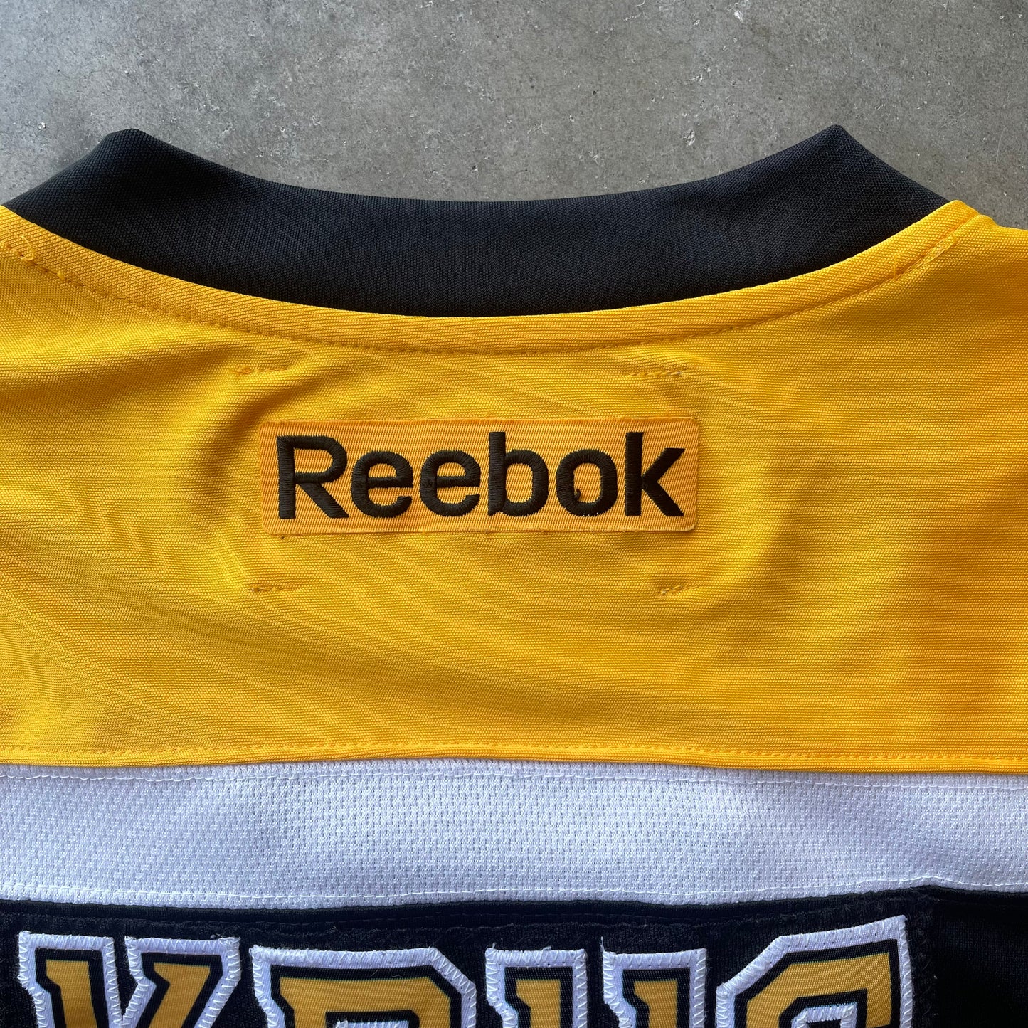 (2XL) NHL Boston Bruins Torey Krug #47 Hockey Jersey