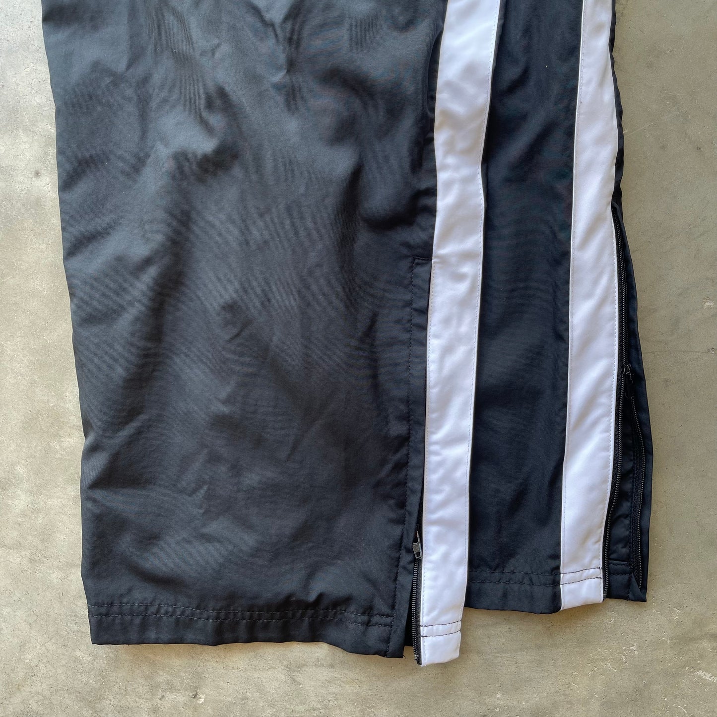 (XL) Nike Black White Lined Straight Leg Track Pants
