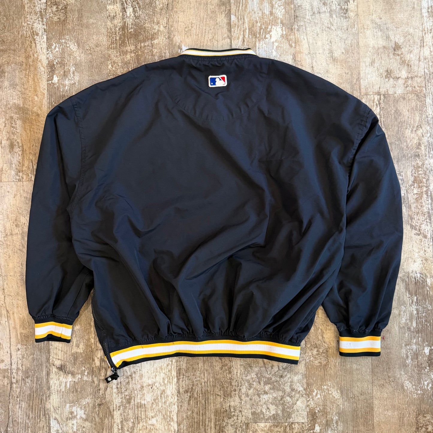 (2XL) Vintage Pittsburgh Pirates MLB Pullover Windbreaker