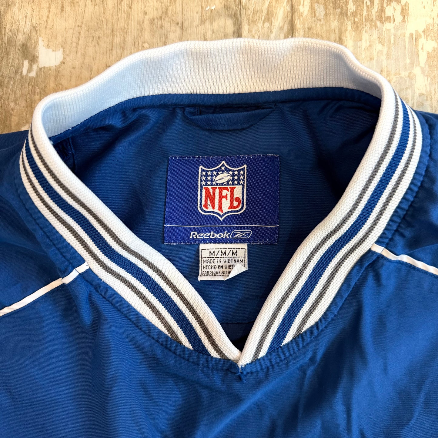 (M) Indianapolis Colts NFL Blue Pullover Windbreaker