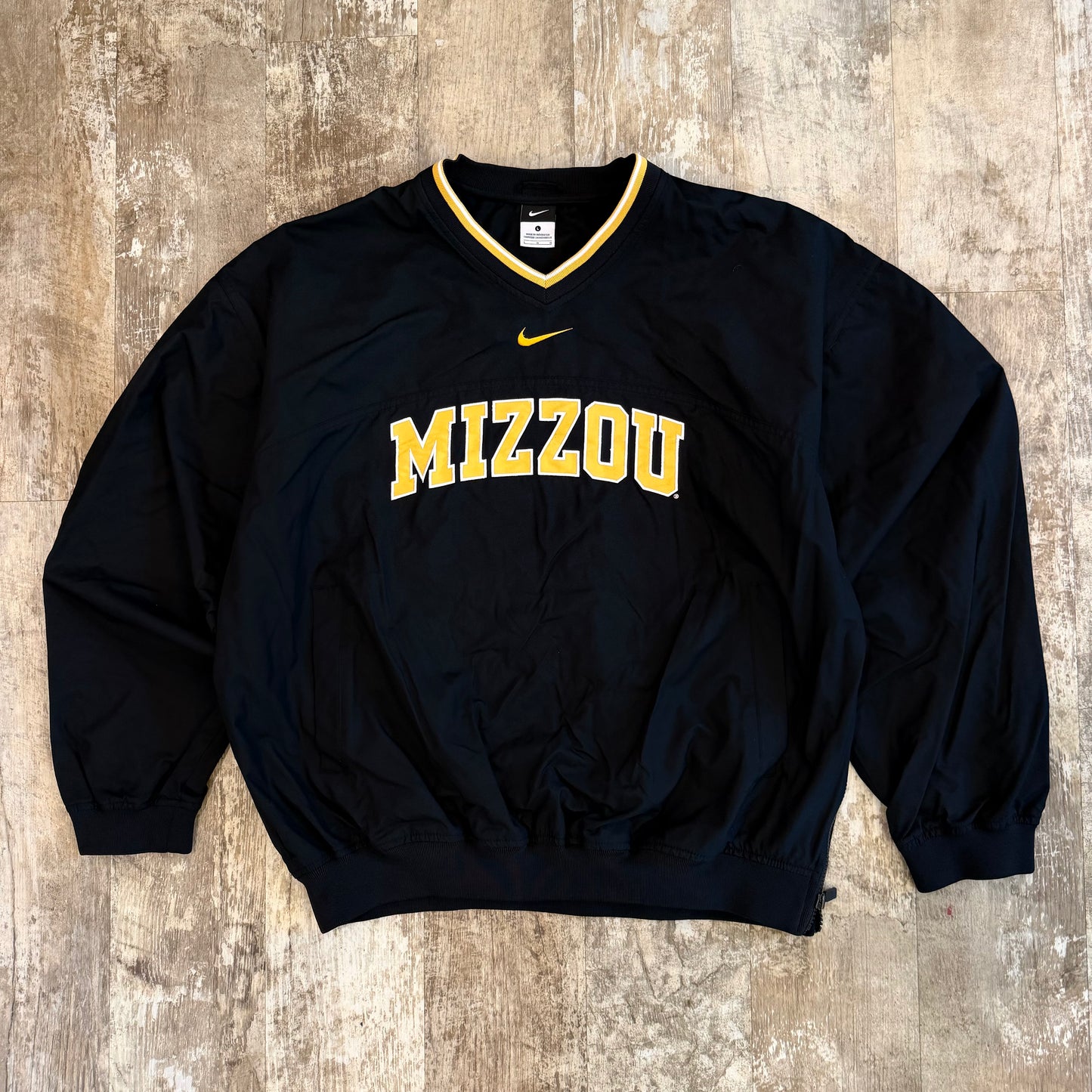(L) Nike Mizzou Center Swoosh Pullover Windbreaker