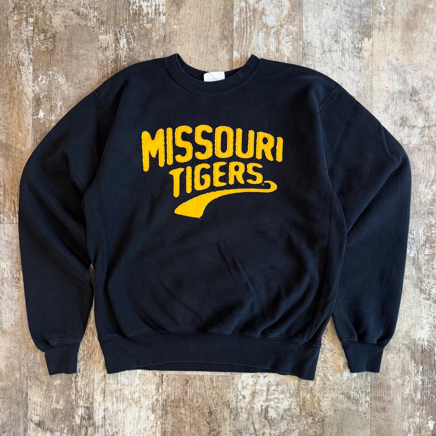 (M/L) Vintage 1990s Missouri Tigers Pro-Weave Crewneck