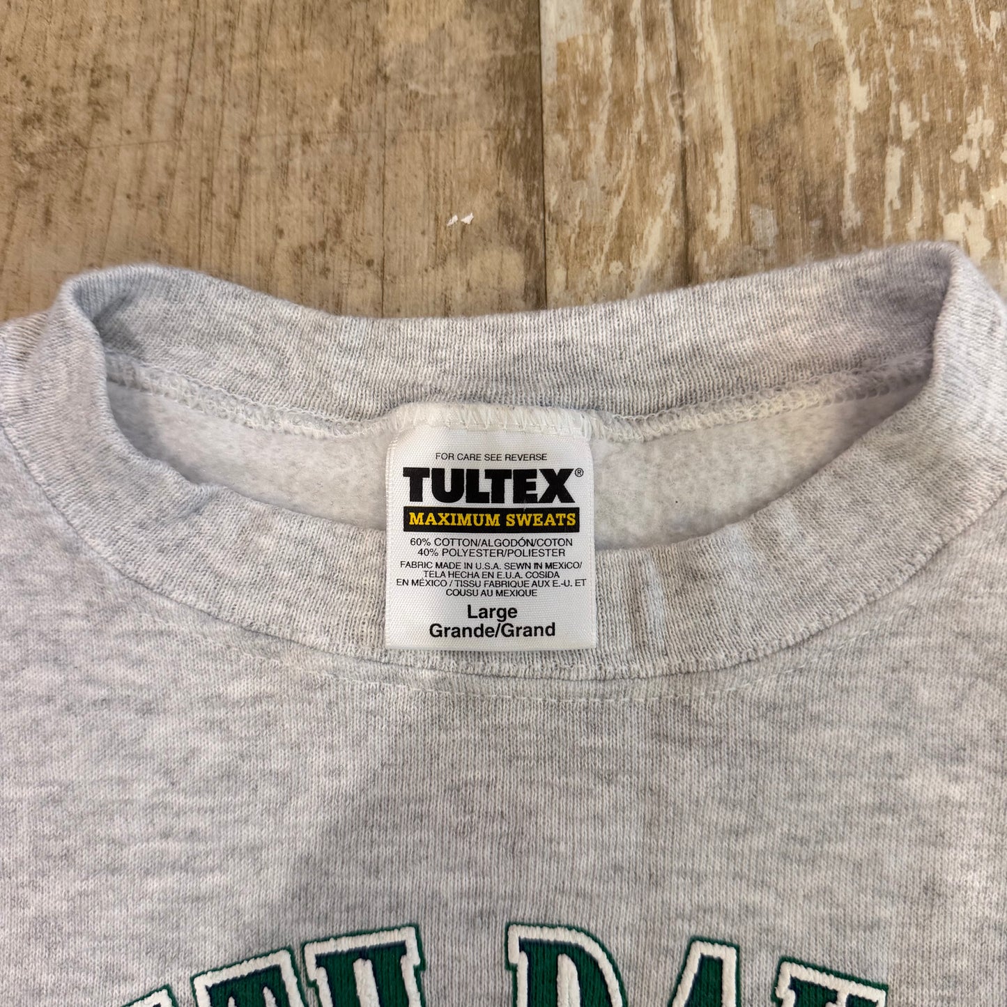 (M) Vintage 90s South Dakota Bear Crewneck