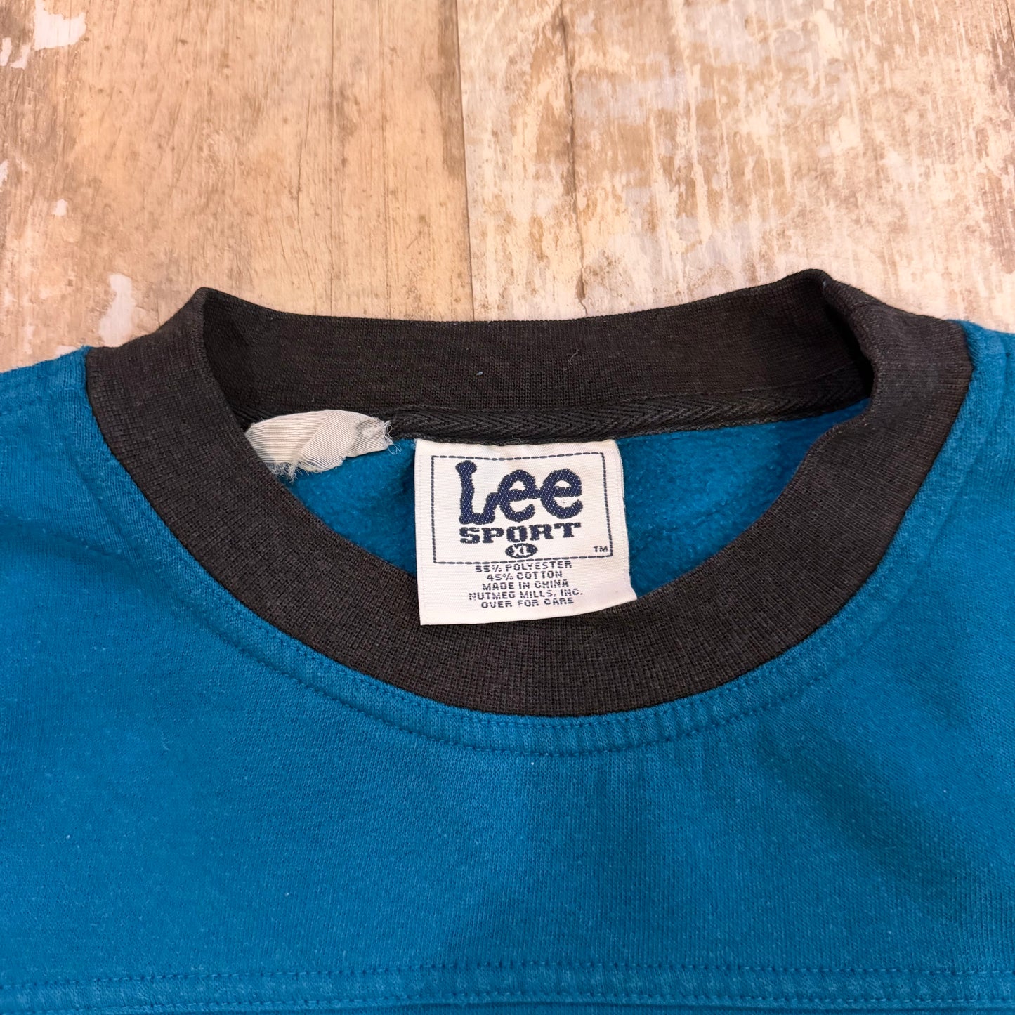 (XL) Vintage 1990s Jacksonville Jaguars Embroidered Crewneck