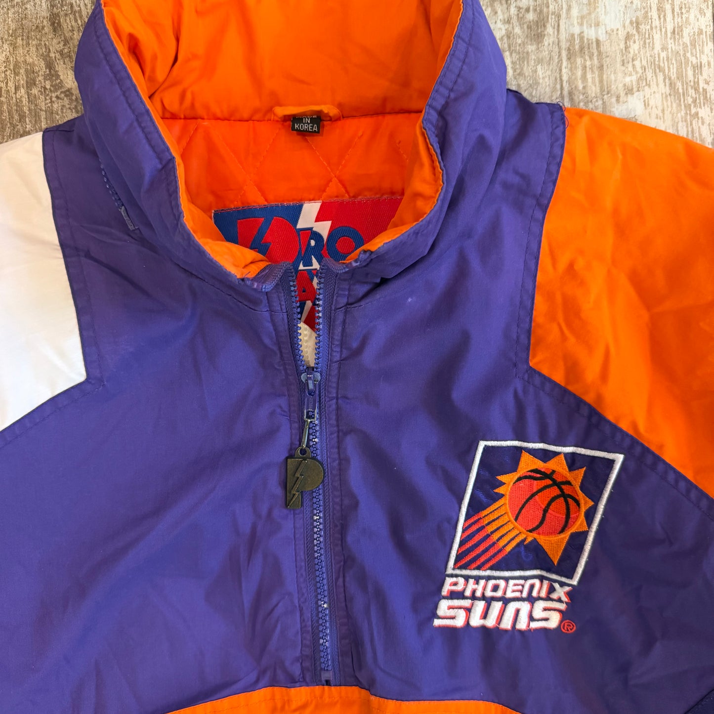 (XL/2XL) Vintage 90s Phoenix Suns Pro Player Puffer Jacket