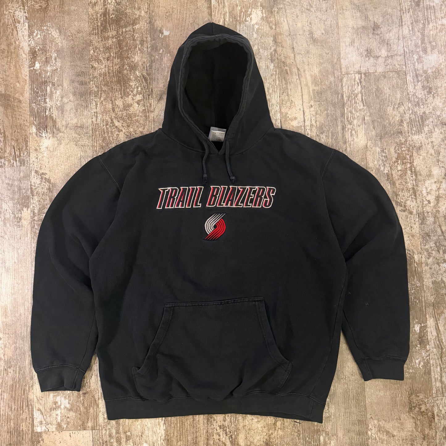 (L/XL) 2000s Portland Trailblazers NBA Hoodie
