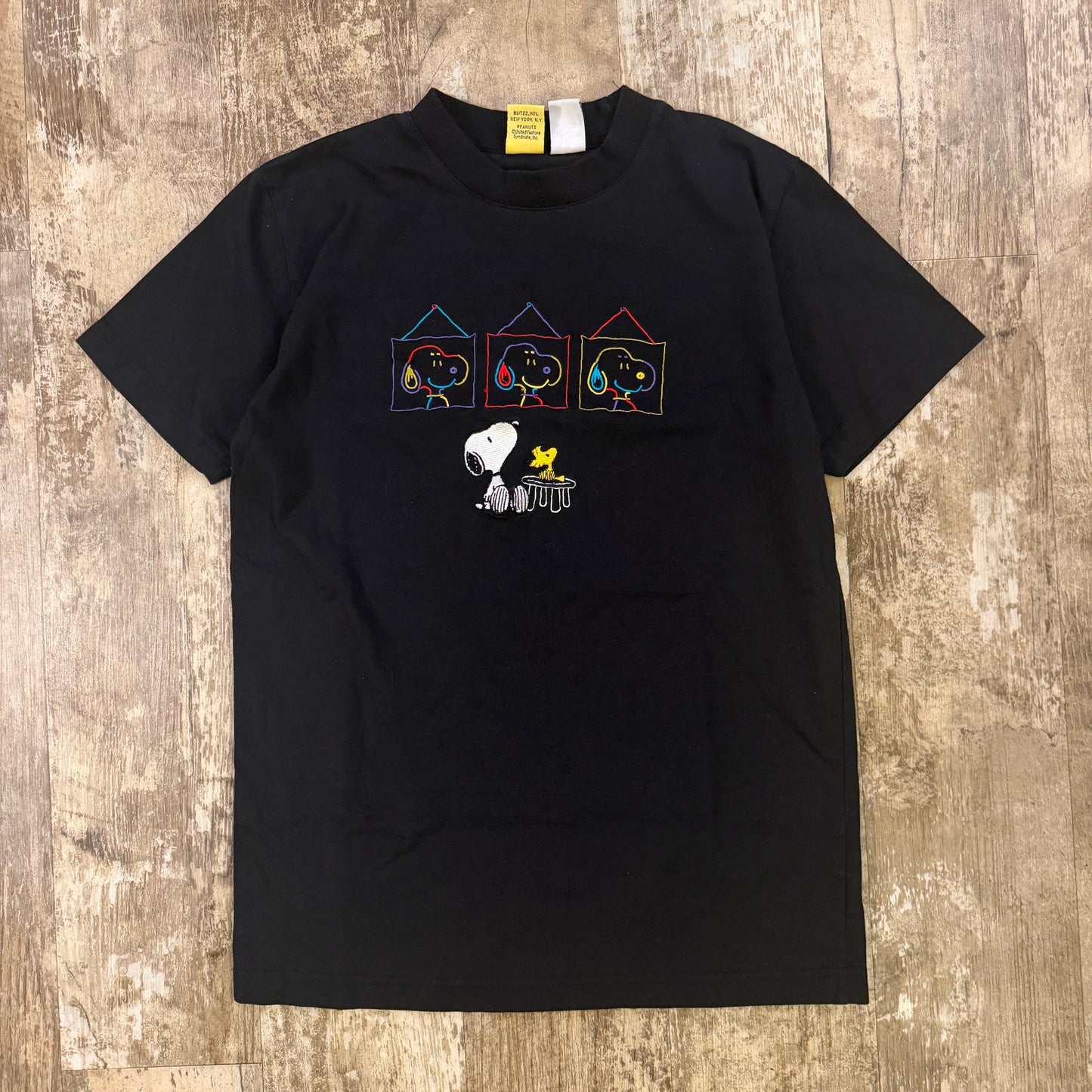 (S) Vintage 90s Snoopy Frame Shirt