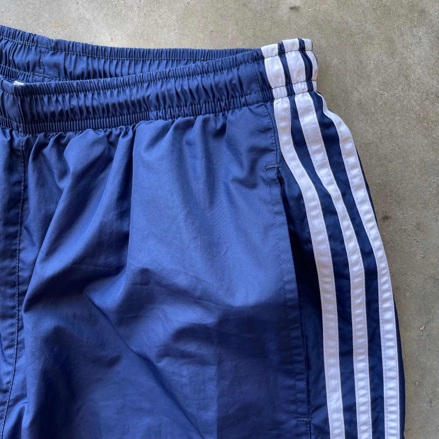 (L) 00s Adidas Navy Blue Straight Leg Spell Out Track Pants