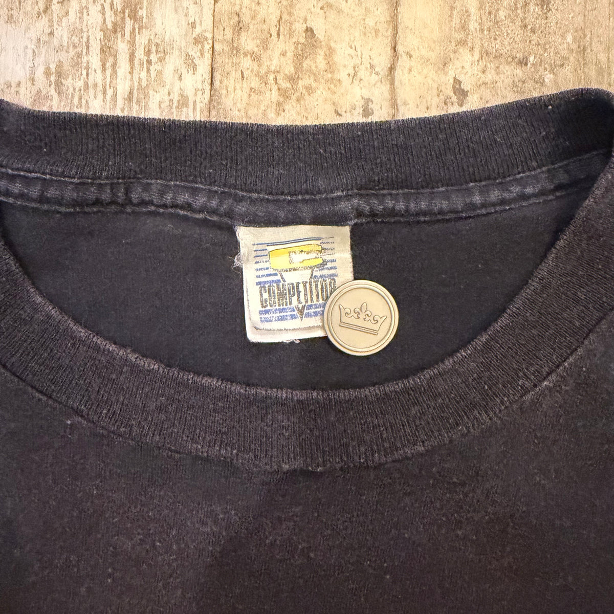 (2XL) Vintage 1995 Jacksonville Jaguars Graphic Shirt