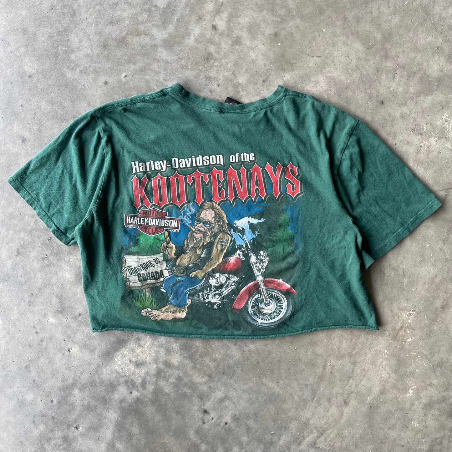(L) Harley Davidson "Kootenays" Bigfoot Cropped Tee