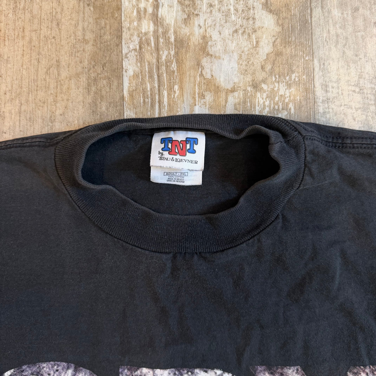 (XL) Vintage 90s Cry of the Wild All Over Print Wolf Nature Shirt