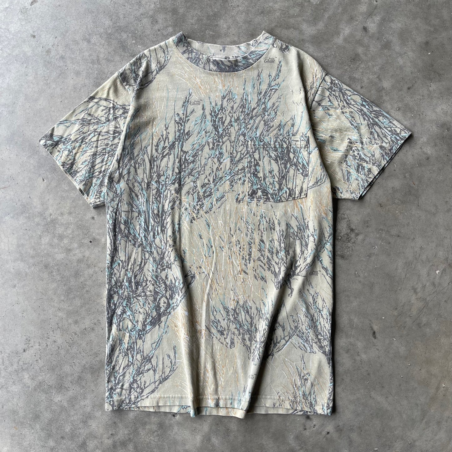 (S) Vintage Prairie Ghost Camo Pocket Tee