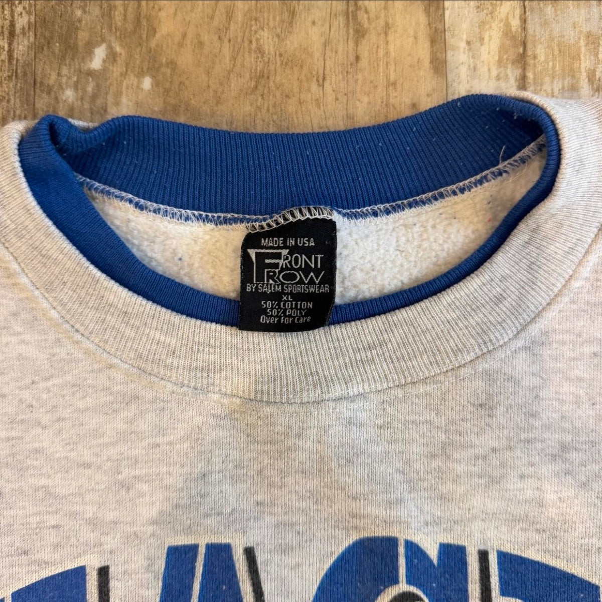 (L) Vintage 90s Orlando Magic Short Sleeve Crewneck Sweatshirt