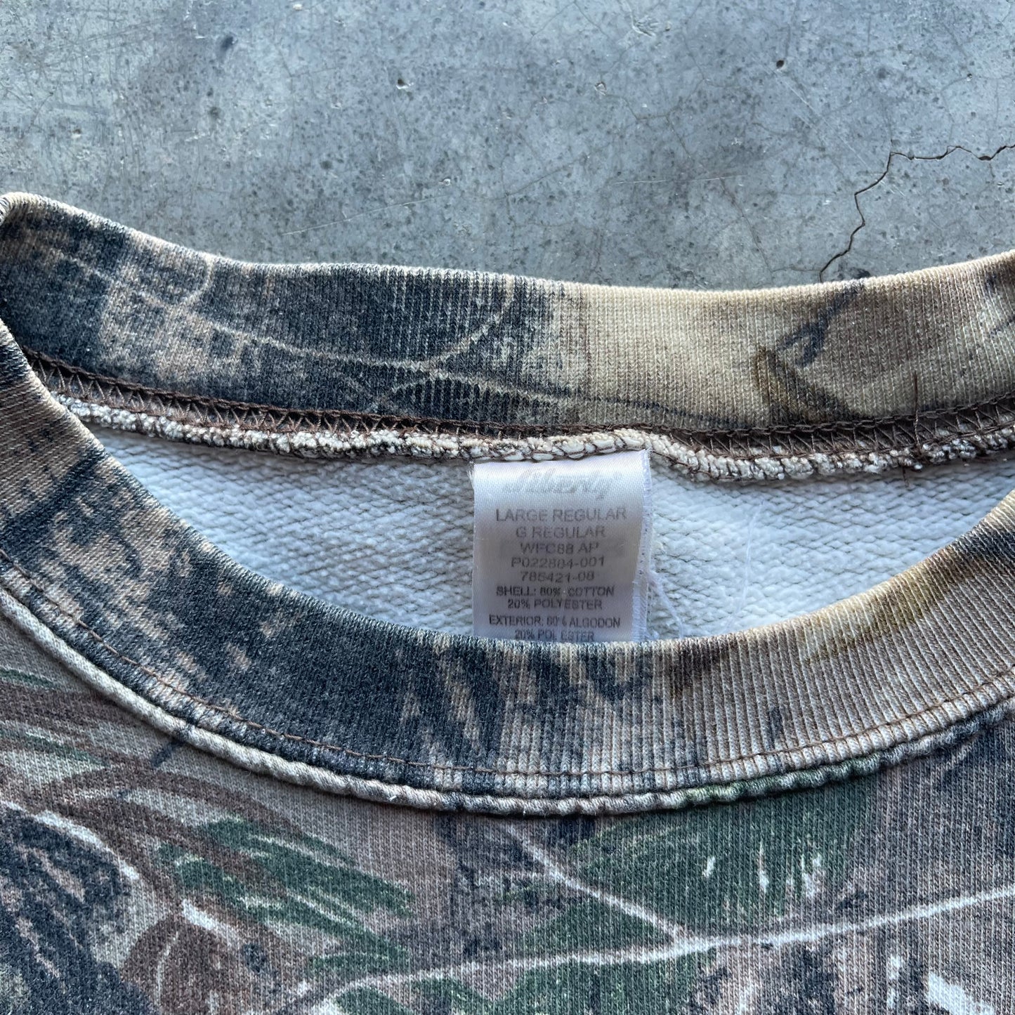 (L) Vintage Liberty Hunting Camo Crewneck