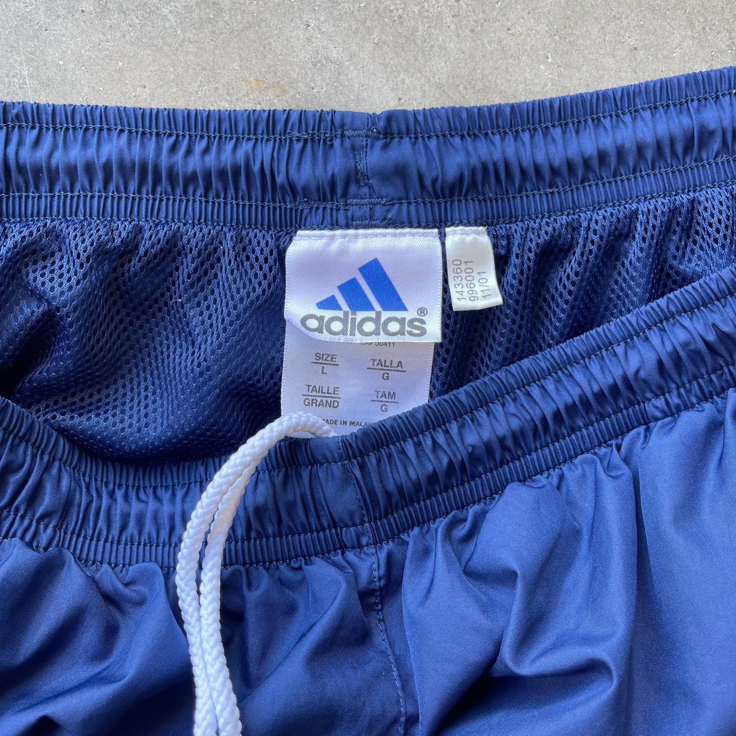 (L) 00s Adidas Navy Blue Straight Leg Spell Out Track Pants