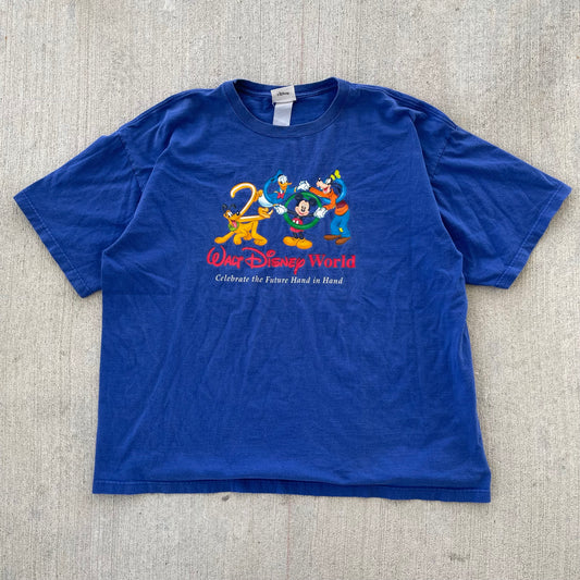 (2XL) 2000 Disney Character Tee