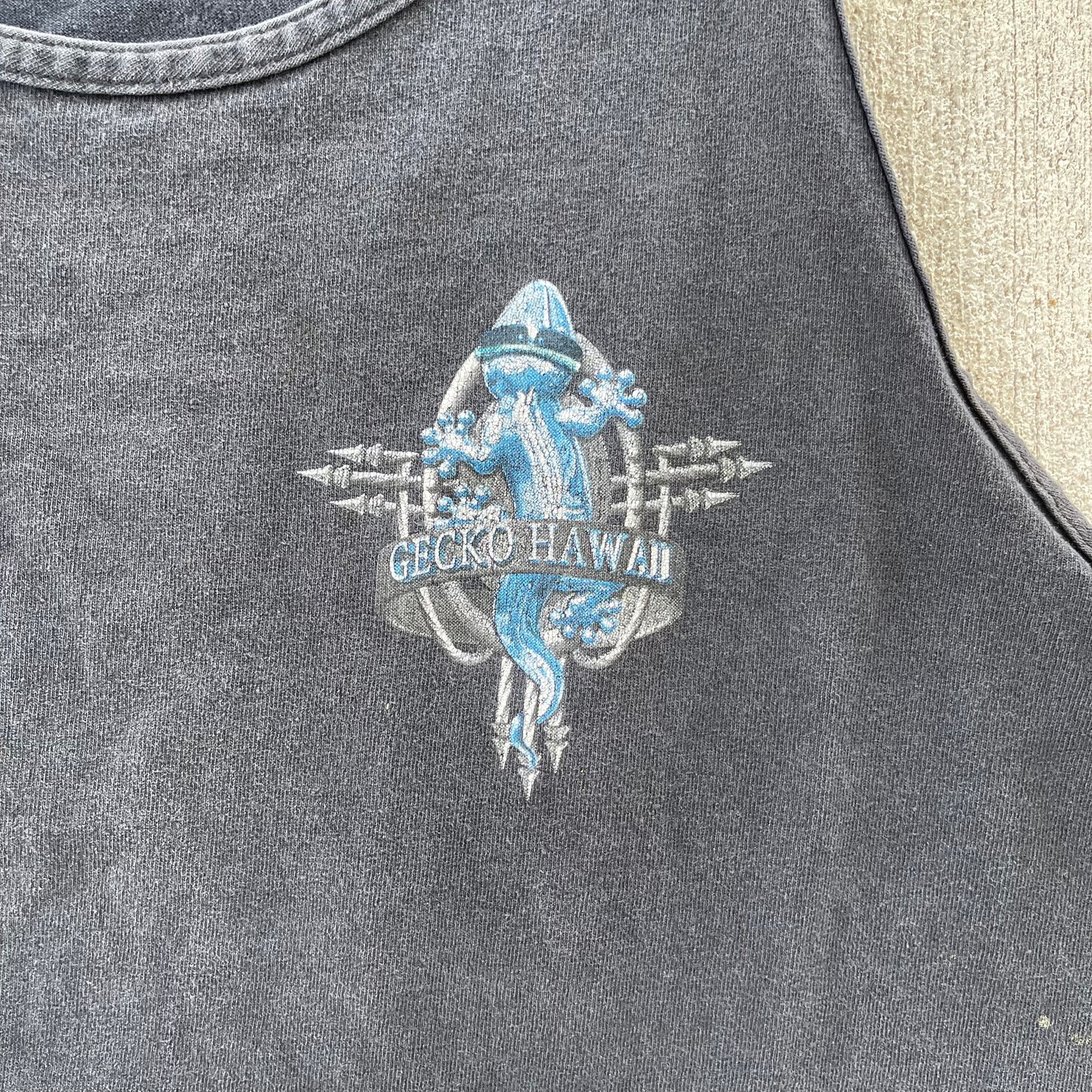 (M) 00s Gecko Hawaii Surf Tank Tee