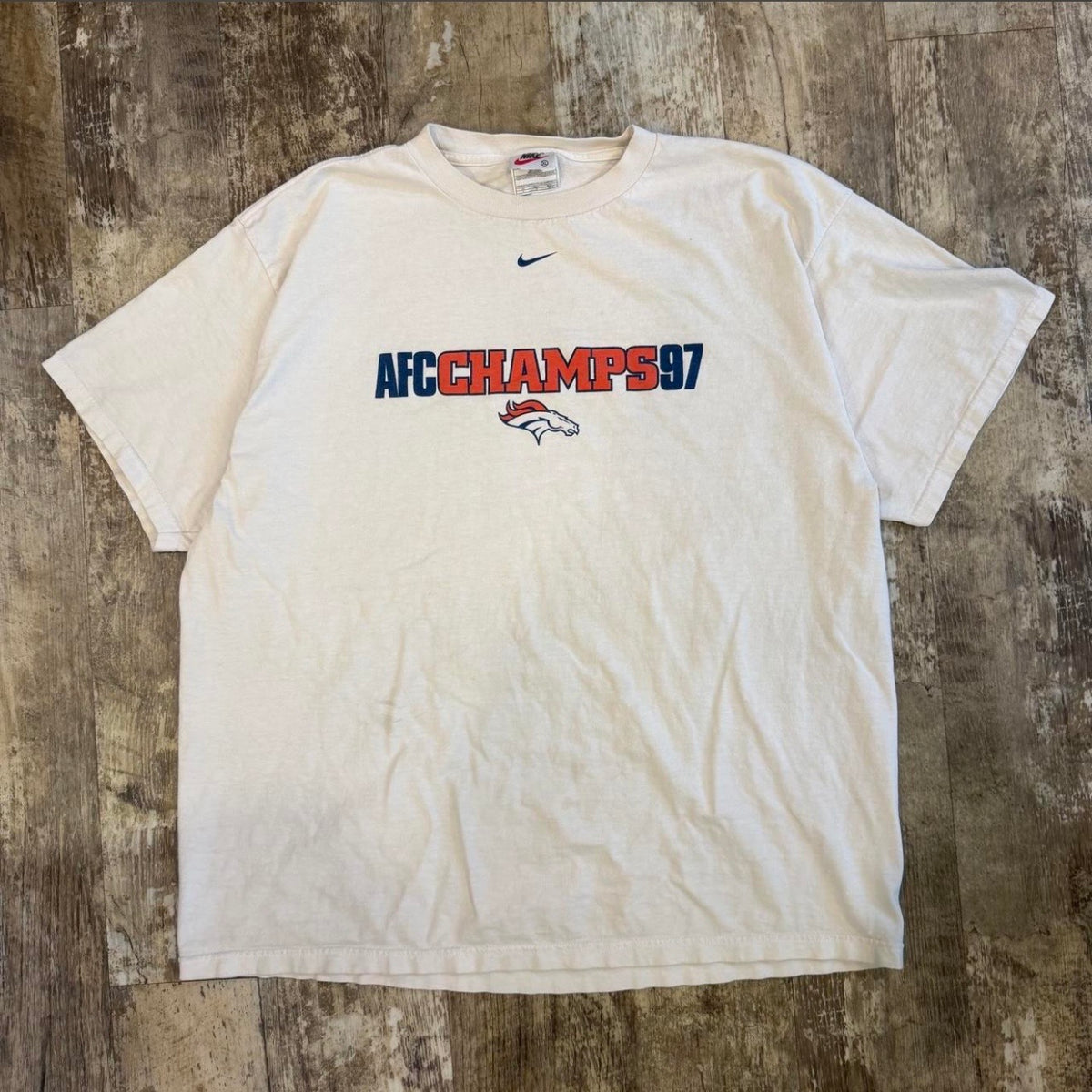 (XL) Vintage 1997 Denver Broncos AFC Champs Nike Center Swoosh Shirt