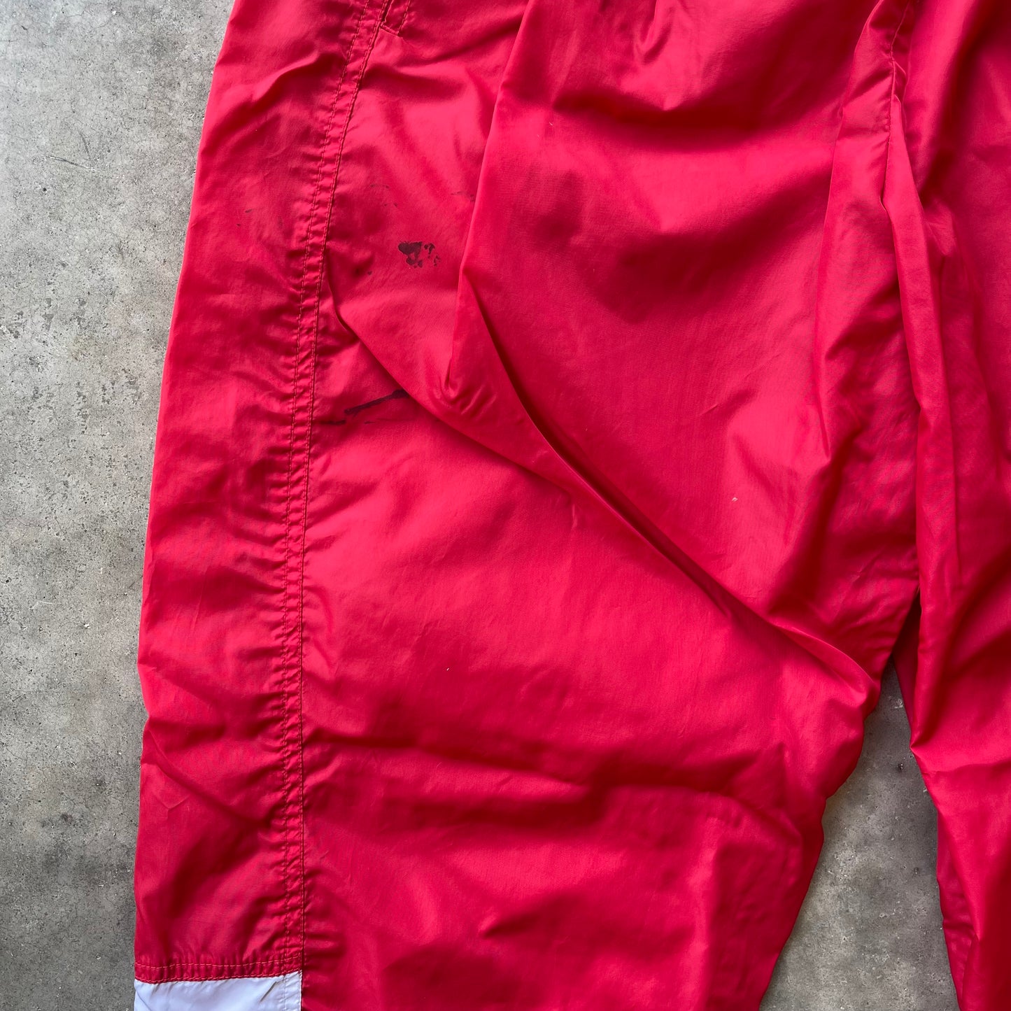 (M) 90s Red Nike Scrunched Track Pants