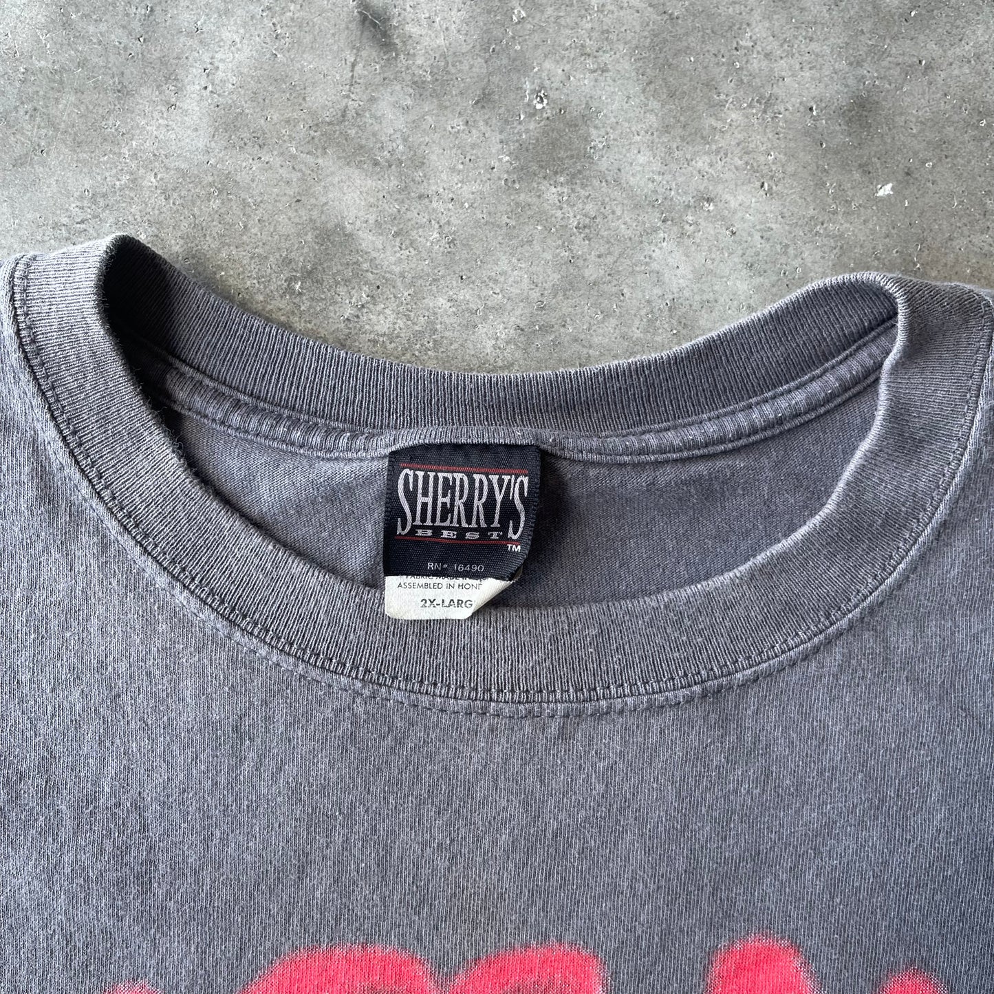 (2XL) ‘01 Bike Week “Bite Me” Hog Graphic Tank Tee