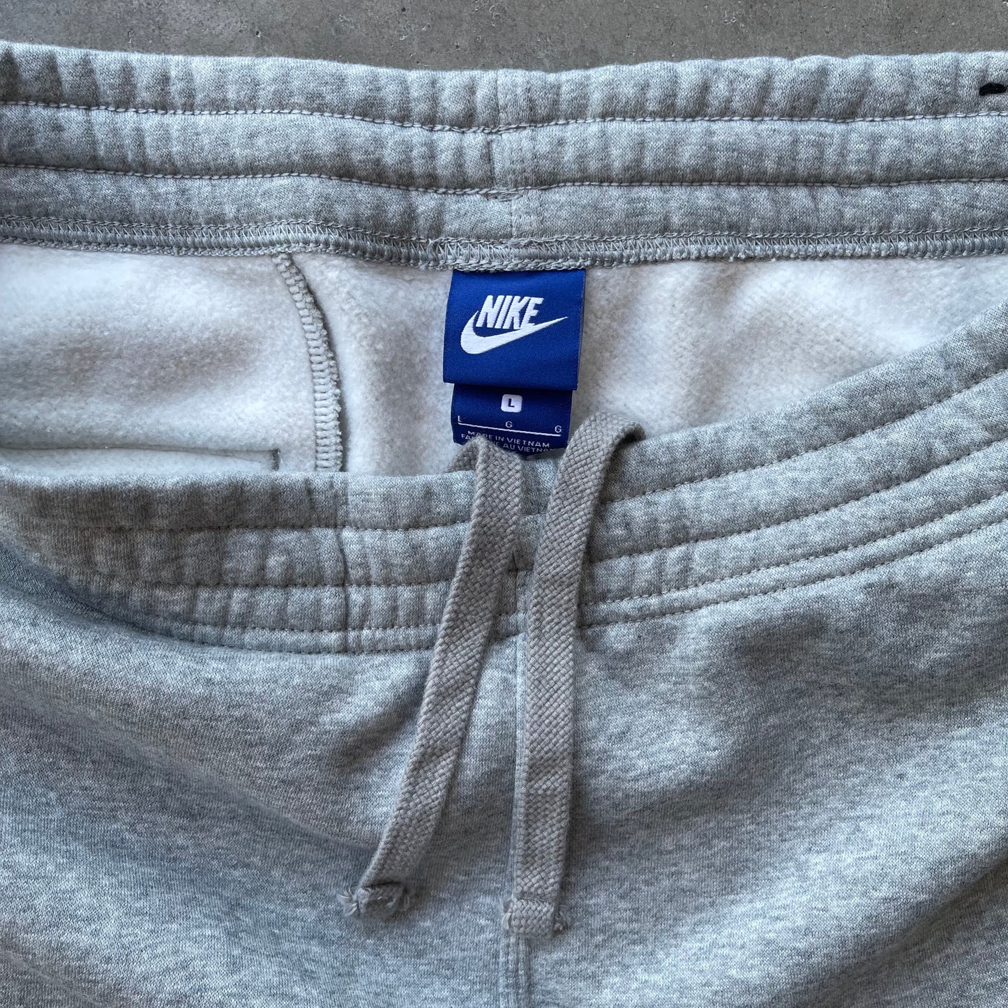 (M) Nike Grey Jogger Sweatpants