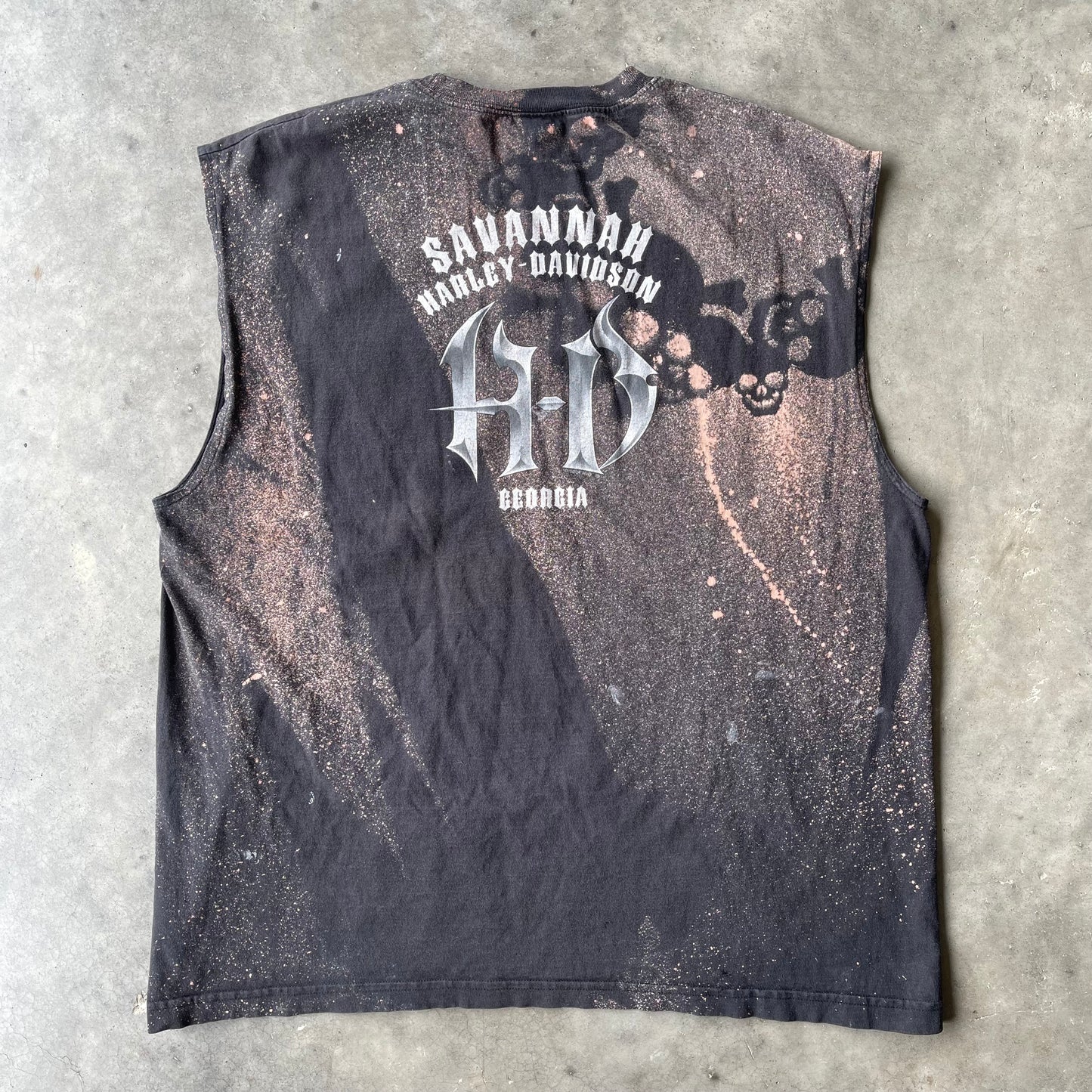 (XL/2XL) 00s Harley Davidson Bleach-Stained Skulls Tank Tee